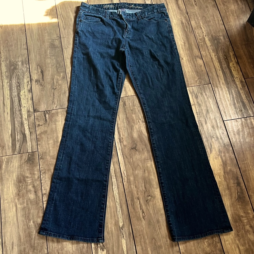 Great condition. Style is modern bootcut